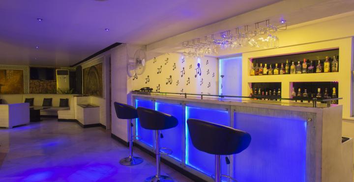 Hotel Yamuna View Агра Екстериор снимка