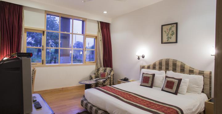 Hotel Yamuna View Агра Екстериор снимка