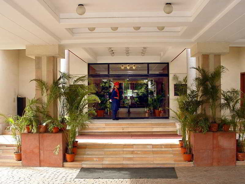 Hotel Yamuna View Агра Екстериор снимка