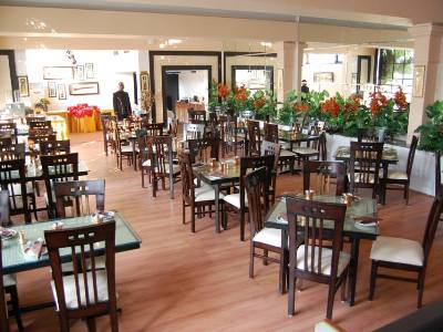 Hotel Yamuna View Агра Екстериор снимка